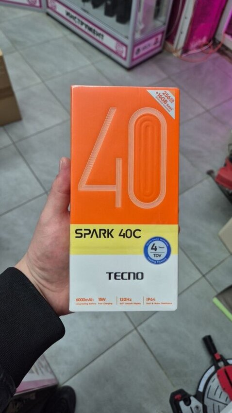 Мобильный телефон Tecno spark 40c 256+8