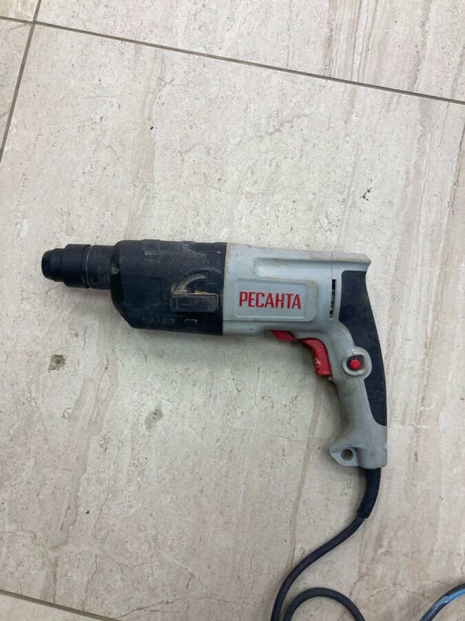 Перфоратор  ресанта п-24-650к