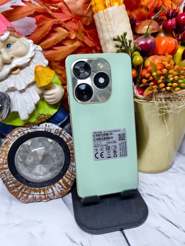 Мобильный телефон Tecno Spark 20C 4/128