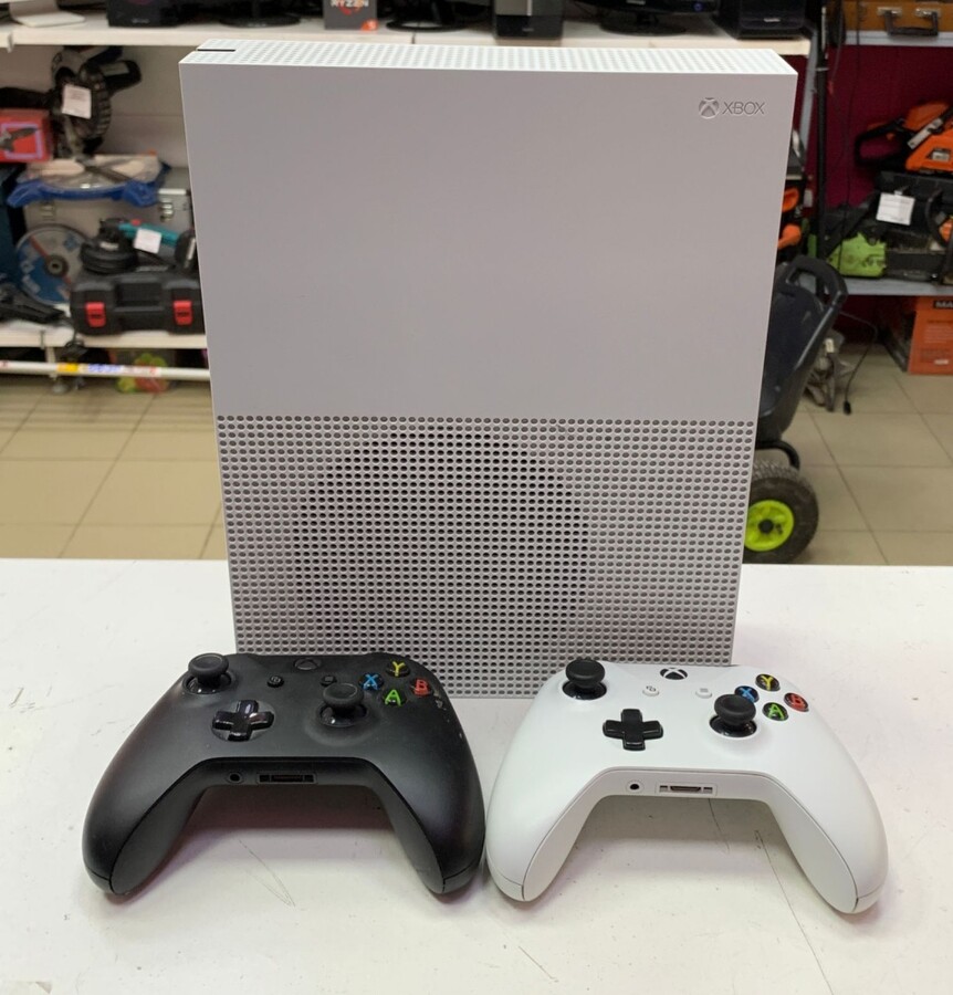 Игровая приставка XBOX ONE S 1 Tb