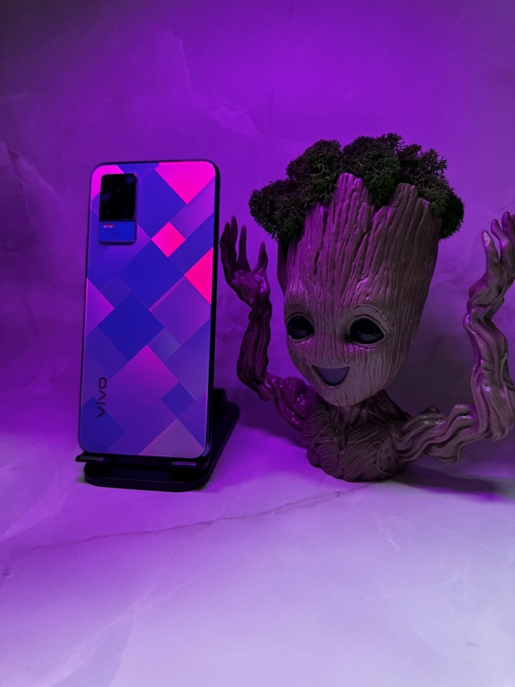Смартфон Vivo V21E 8\128 gb