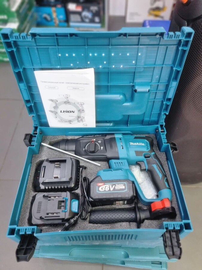 Перфоратор Makita, АКБ. Новый.