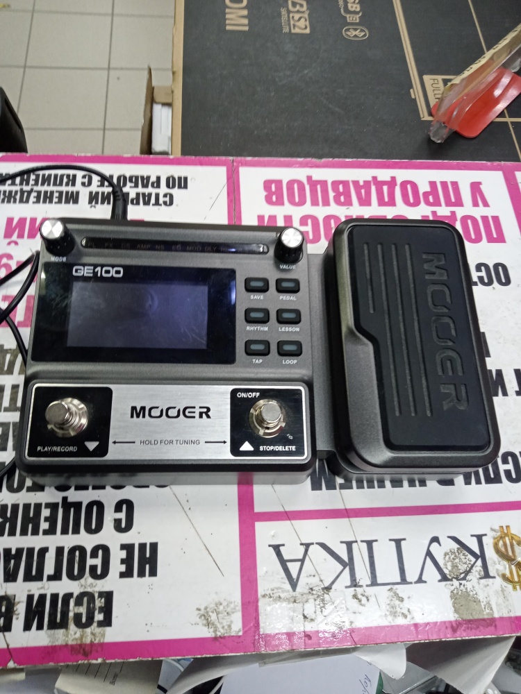 Гитарный процессор MOOER GE100