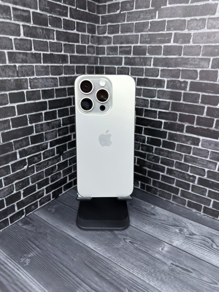 Смартфон iPhone 15 PRO 256 95%