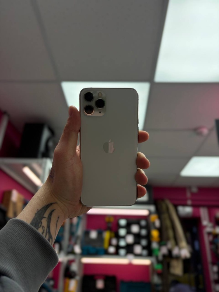 Смартфон iPhone 11 PRO 256 Gb