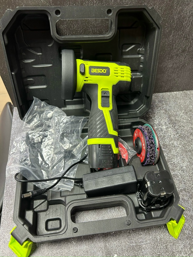 Аккумуляторная мини болгарка BESDO