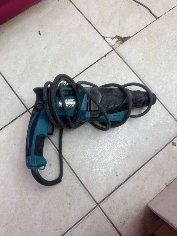 Перфоратор MAKITTA HR2630