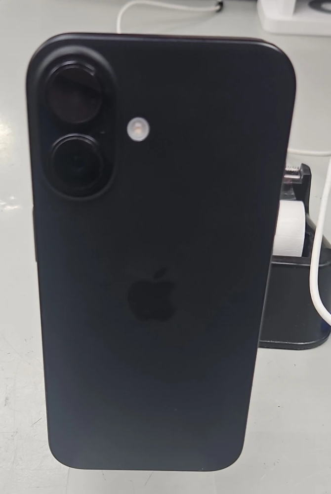 Смартфон iPhone 16 128gb