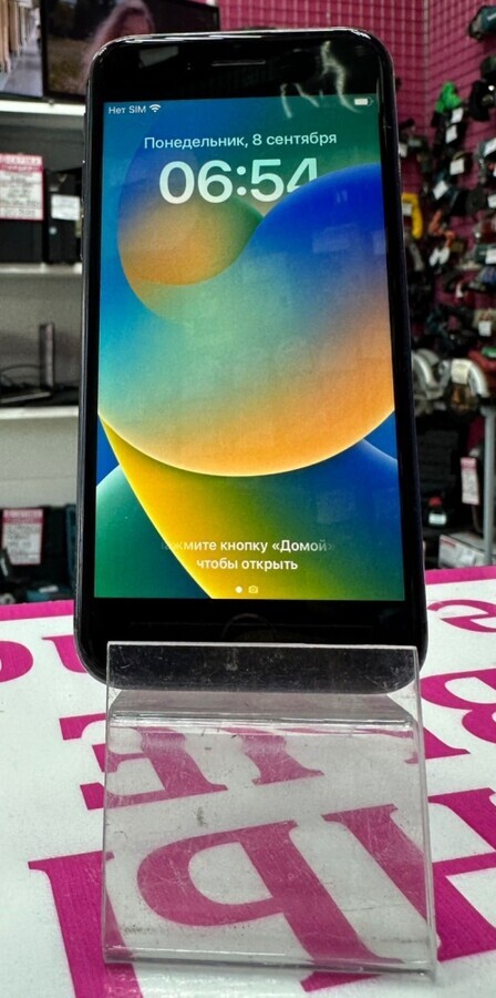 Смартфон iPhone 8 64 Gb