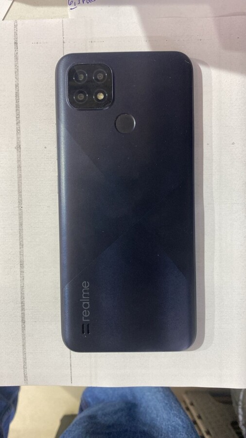 Смартфон Realme C21 4\64