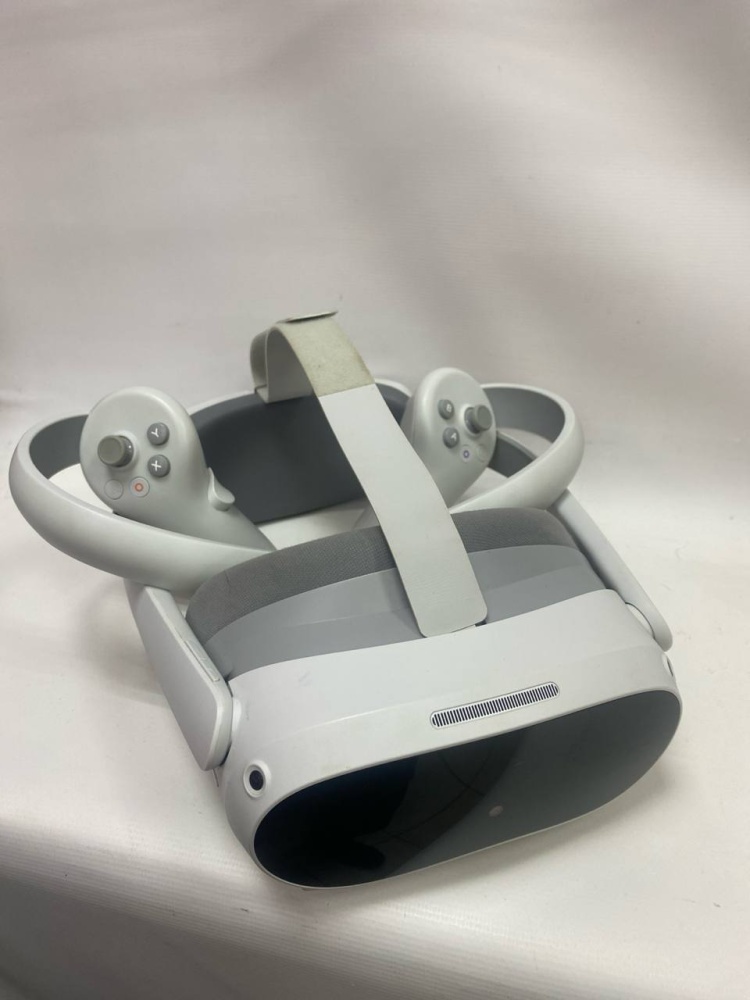Очки виртуальной реальности PICO 4 8 / 256GB
