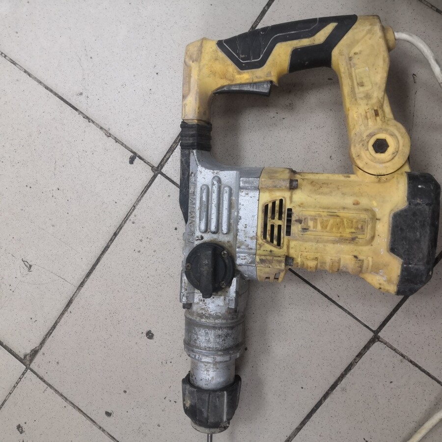 Перфоратор dewalt