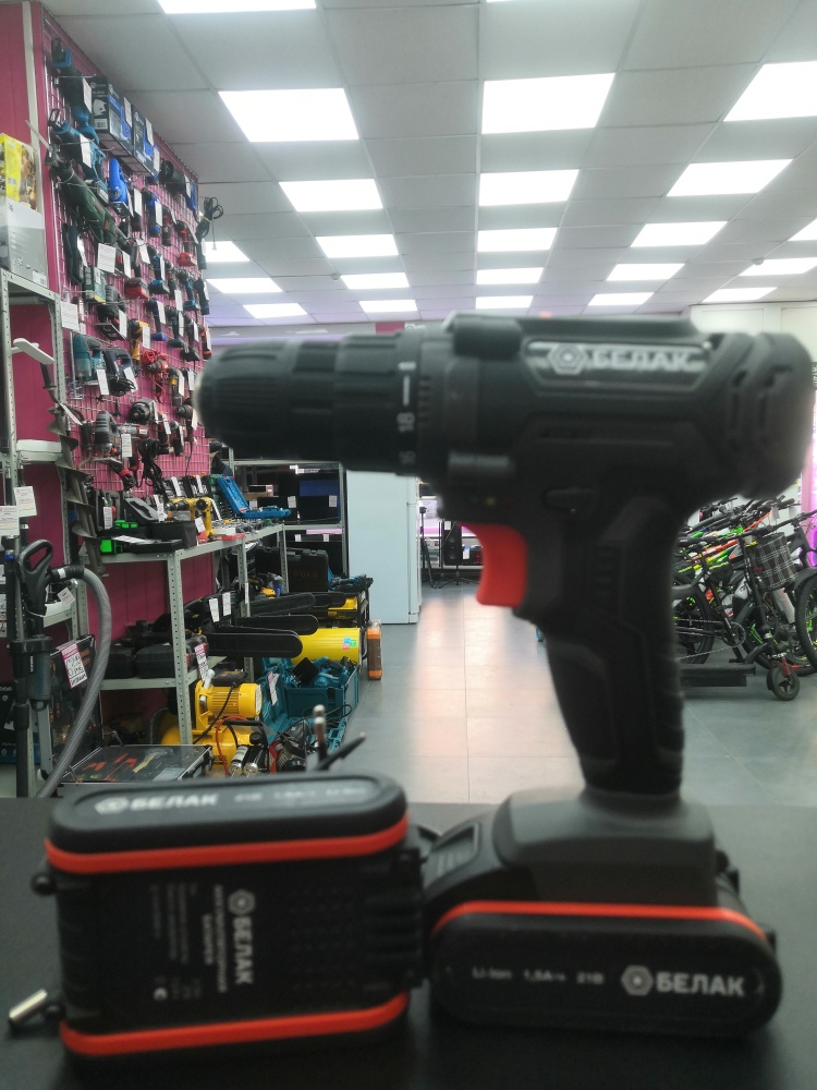 Шуруповерт Белак