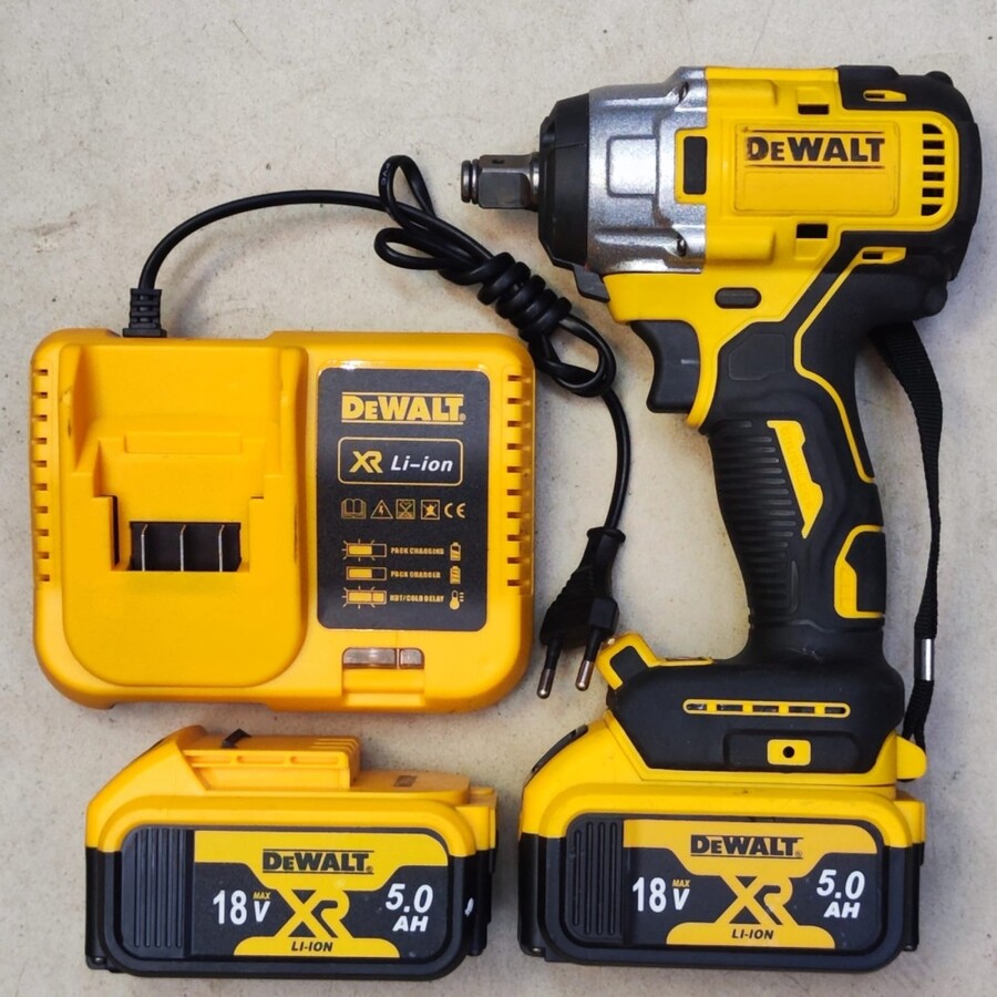 Гайковерт "DeWALT" (2 АКБ + СЗУ)