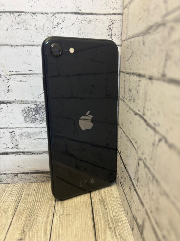 Смартфон iPhone SE 2020 128 Gb