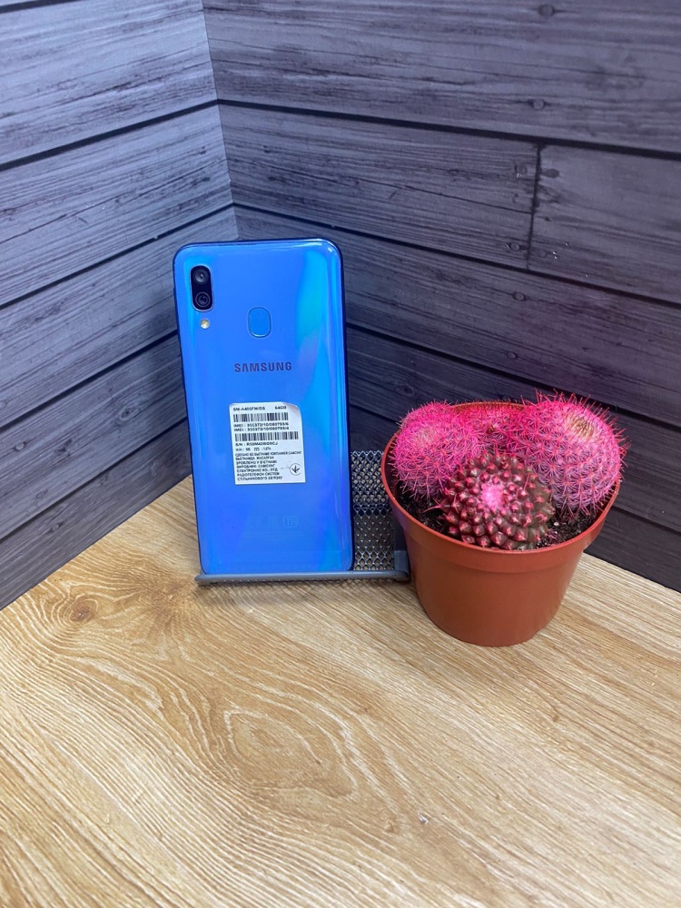 Смартфон Samsung A40 4/64 gb