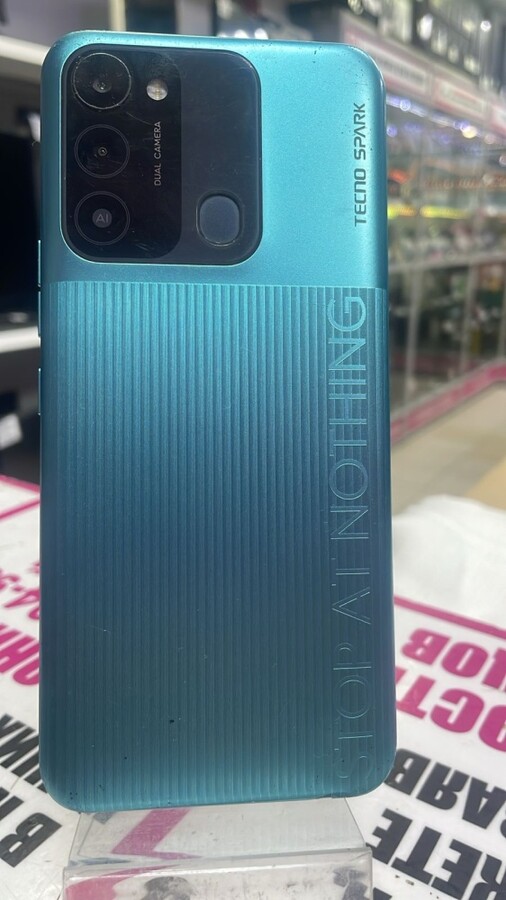 Мобильный телефон Tecno Spark Go 2022