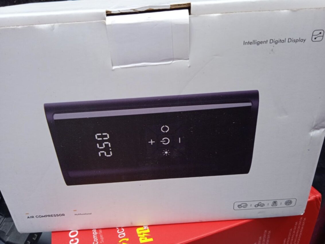 Компрессор автомобильный, аккумуляторный