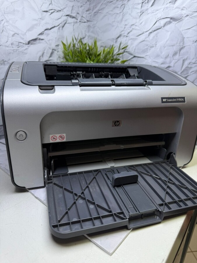 Принтер HP Laserjet P1006