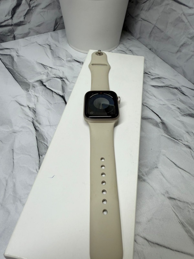 Часы Apple SE gen 2