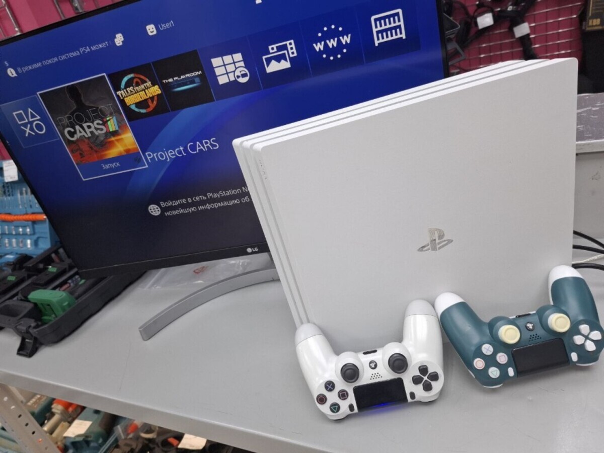 Игровая приставка Sony PlayStation 4 PRO