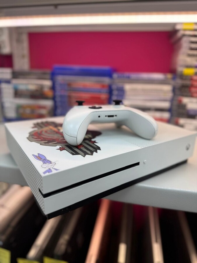 Игровая приставка XBOX ONE S 500gb