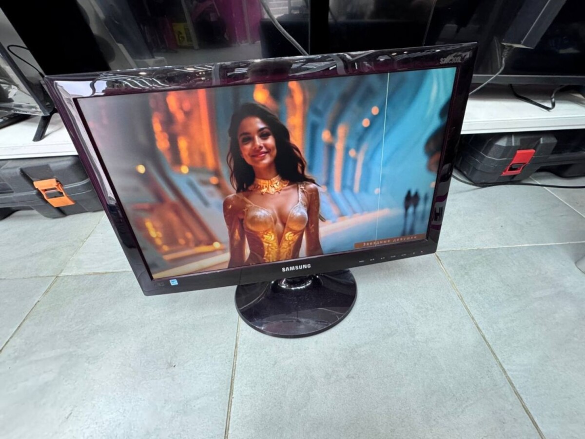 Монитор Samsung s20c300l
