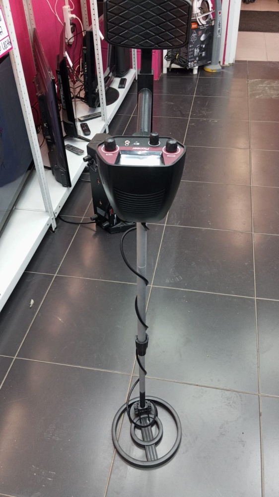 /Металлоискатель Pioneer MD-4030P