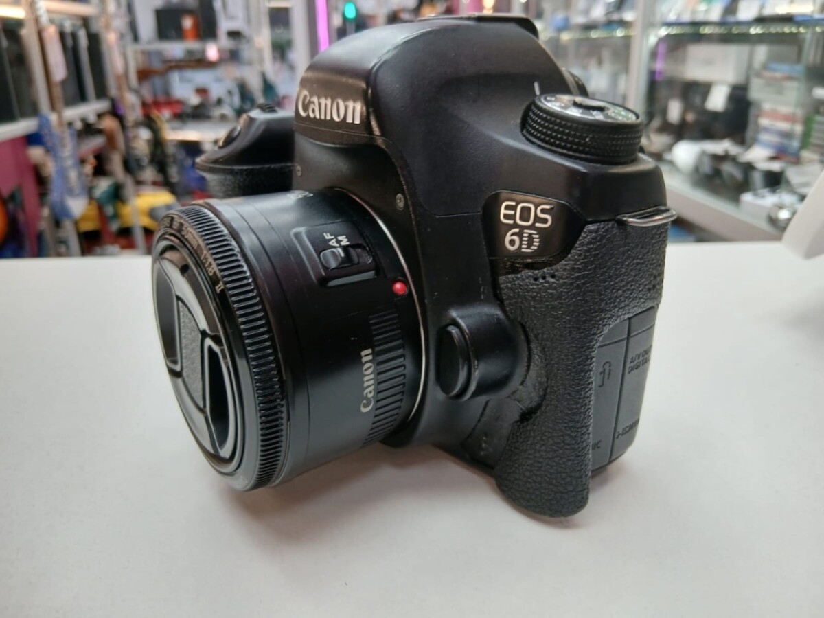 Фотоаппарат Canon EDS 6D