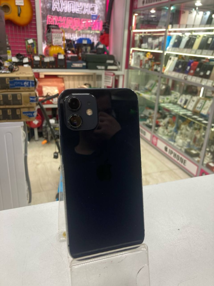 Смартфон iPhone 12 64 Gb