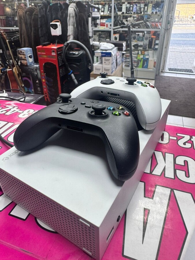 Игровая приставка XBOX Series S 512
