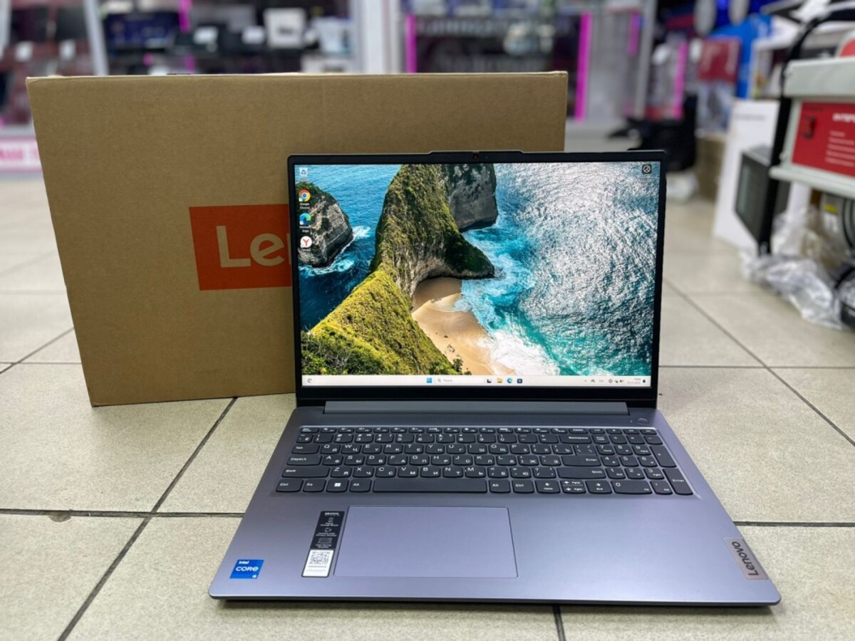 Ноутбук Lenovo IdealPad Slim 3 16IAH8