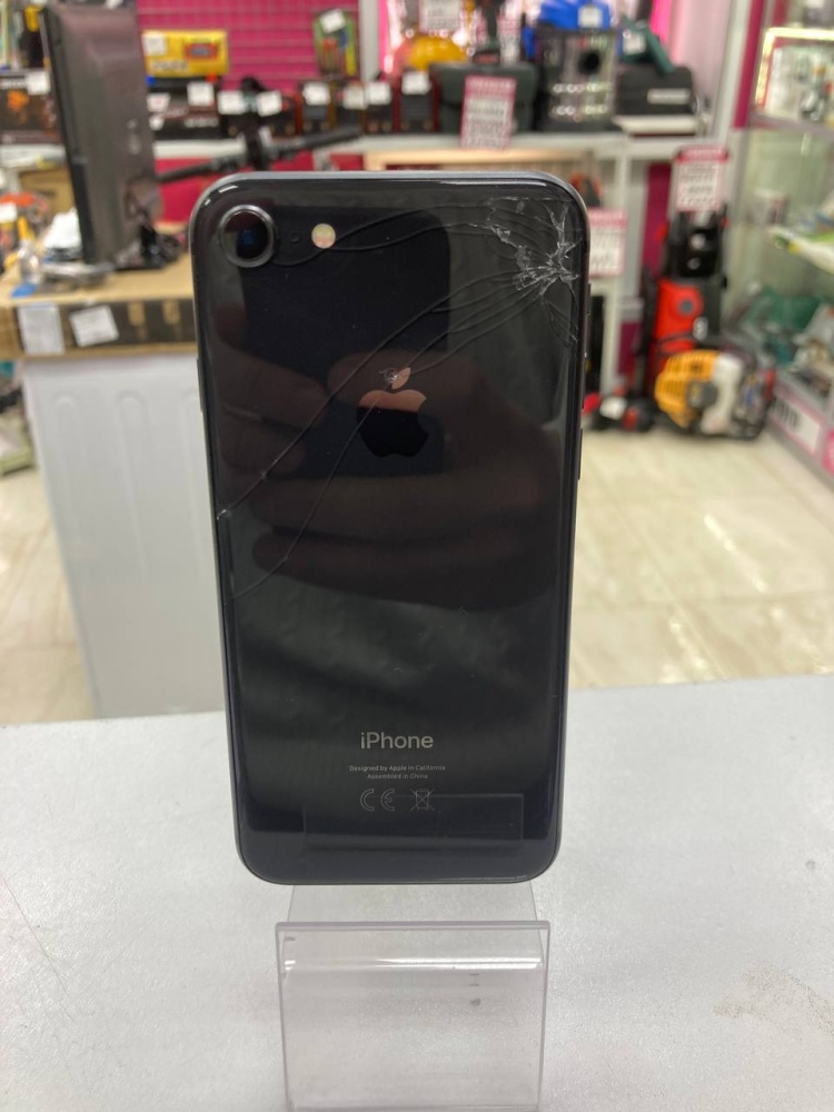 Смартфон iPhone 8 64 Gb