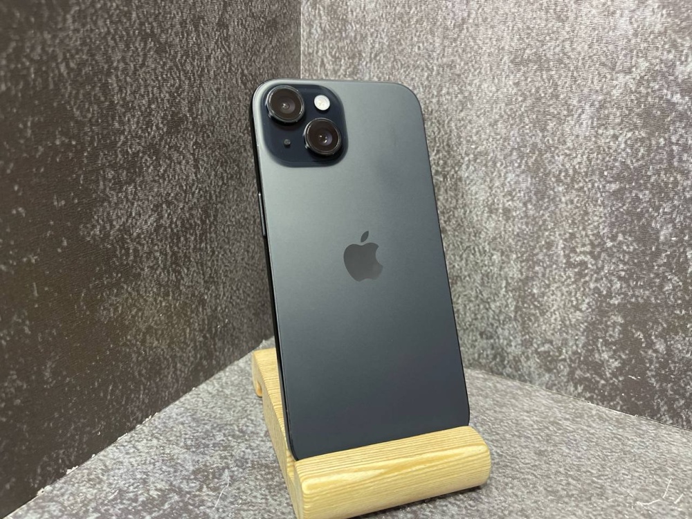Смартфон iPhone 15 256gb