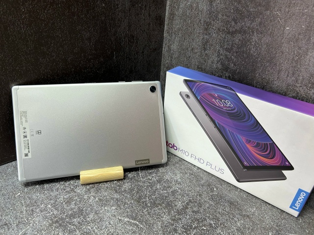 Планшет Lenovo Tab m10 4/64