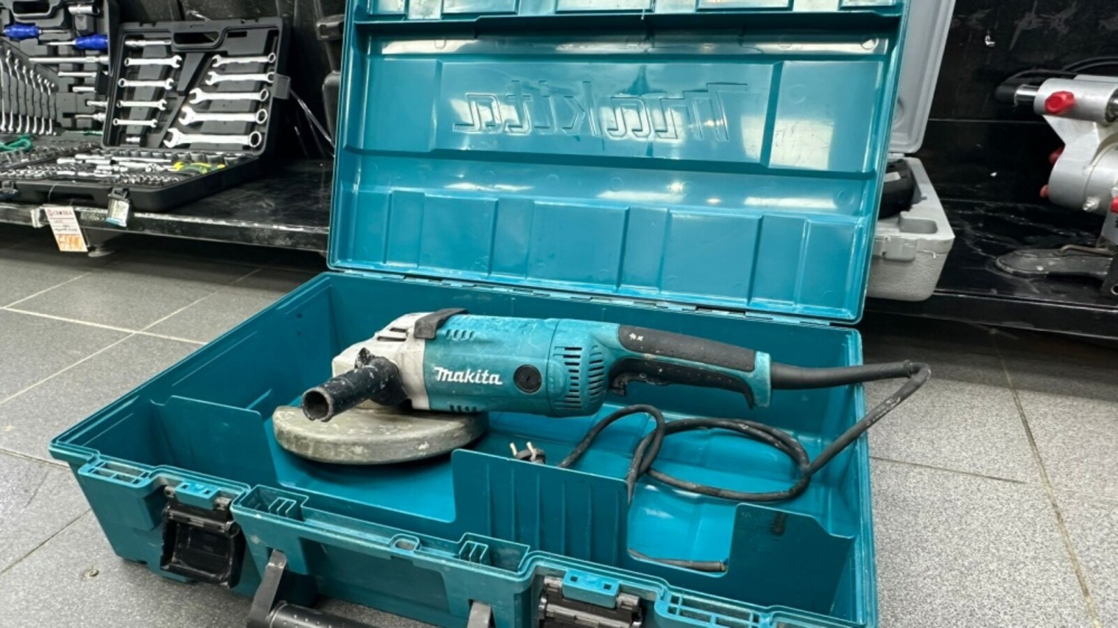 УШМ (Болгарка) Makita 230