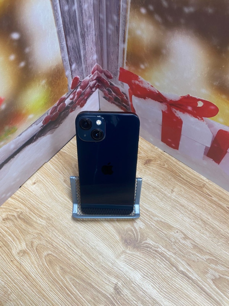 Смартфон iPhone 13 256 Gb