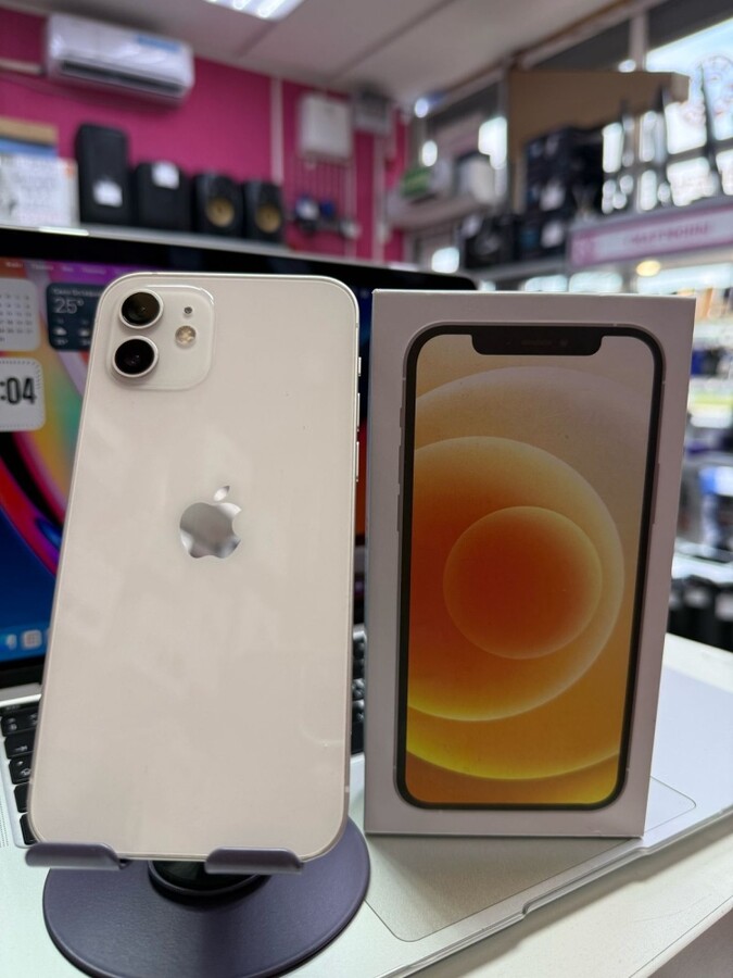 Смартфон iPhone 12 64 Gb