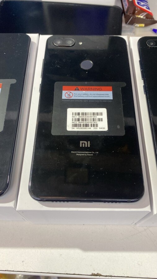 Смартфон Xiaomi 8 Lite 4\64