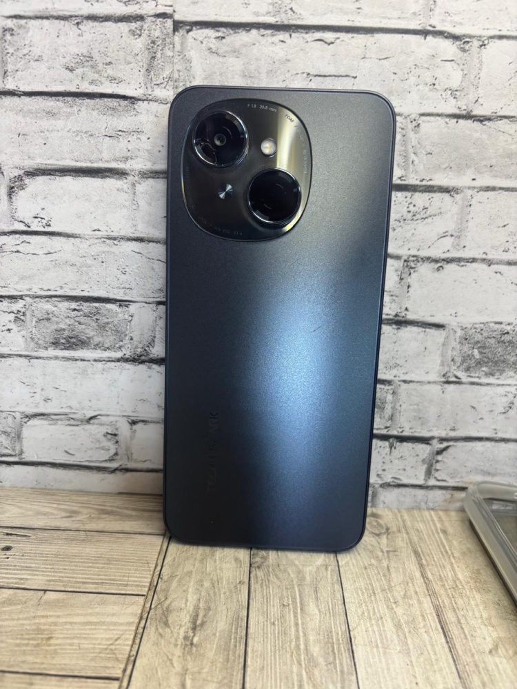 Мобильный телефон Tecno spark go1 3/64
