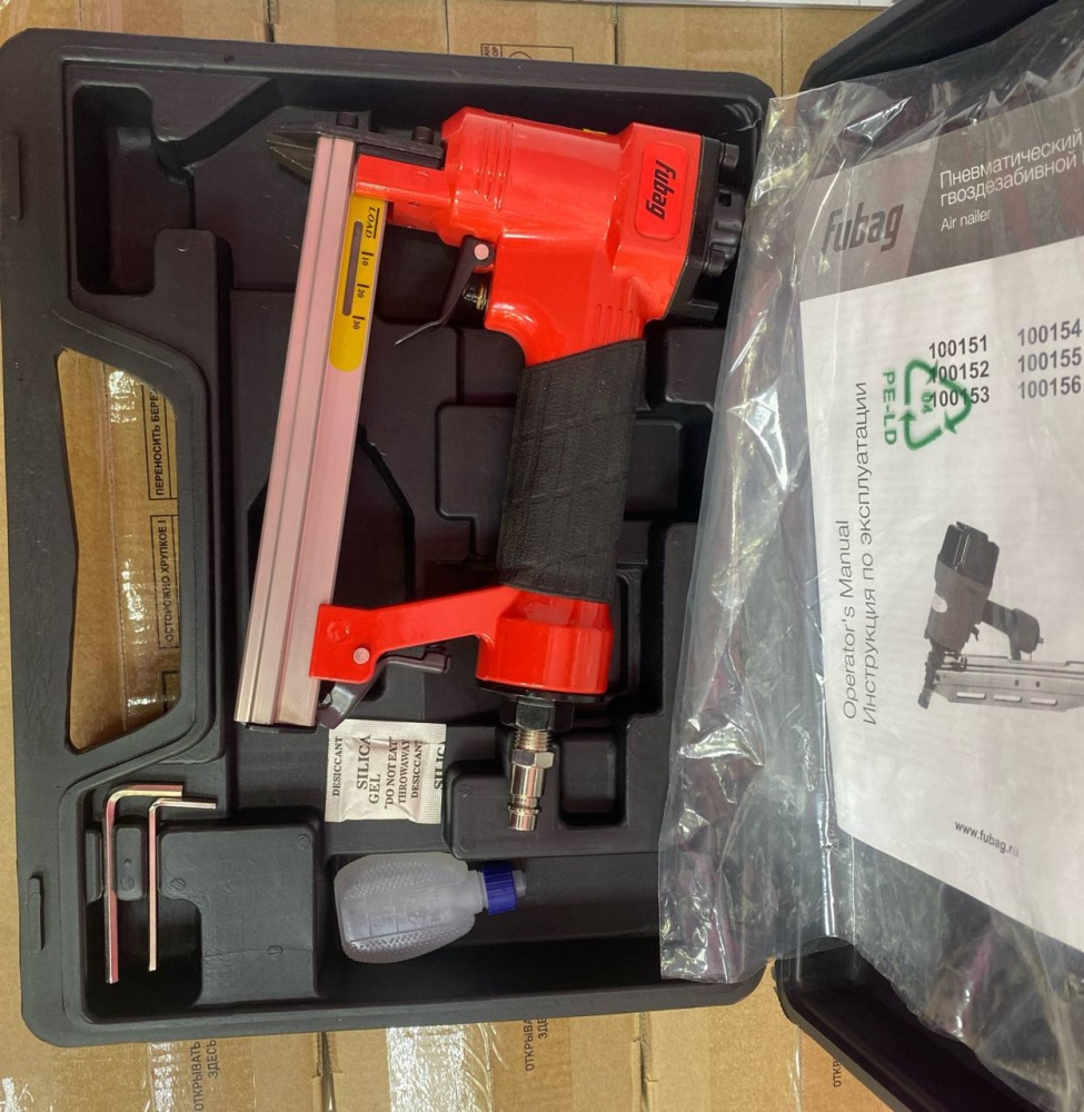 Пневмоинструмент пистолет скобозабивной