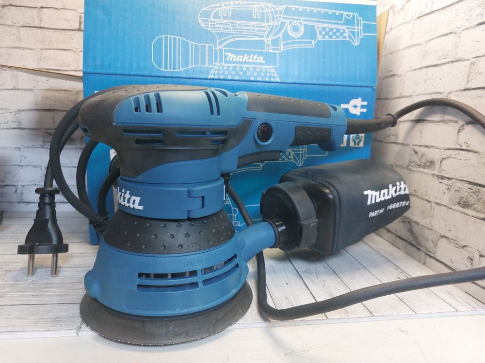 Шлифмашина MAKITA BO5041