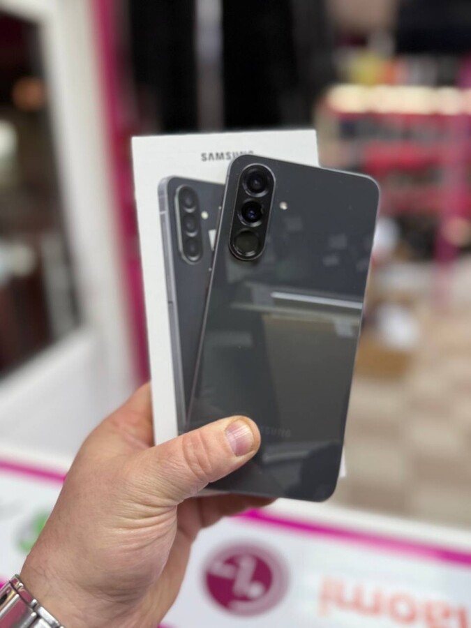 Смартфон Samsung A56 8/128