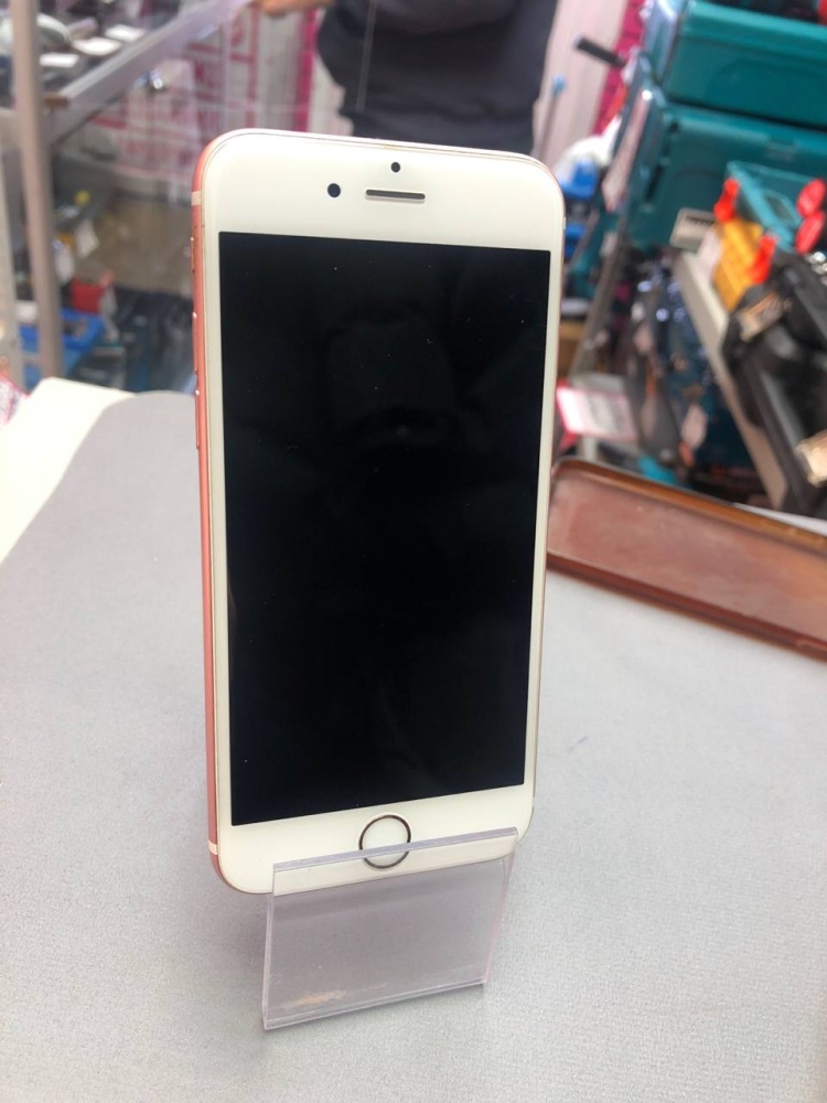 Смартфон iPhone 6S 64 ГБ