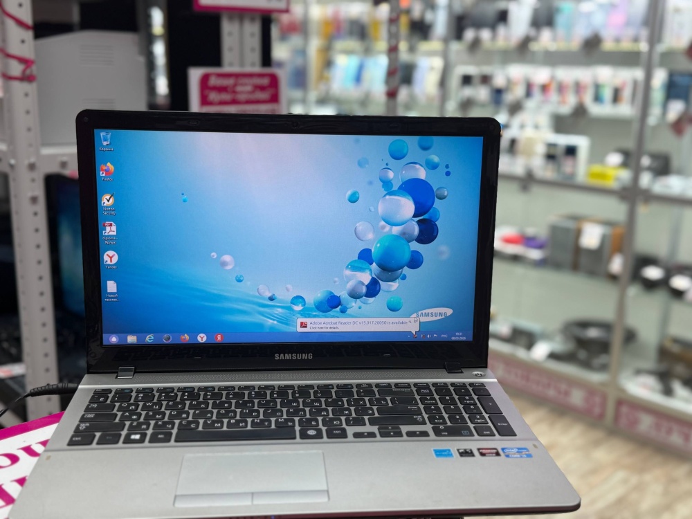 Ноутбук Samsung 370R \700GB/6GB\i5-3210M CPU 2.50GHZ