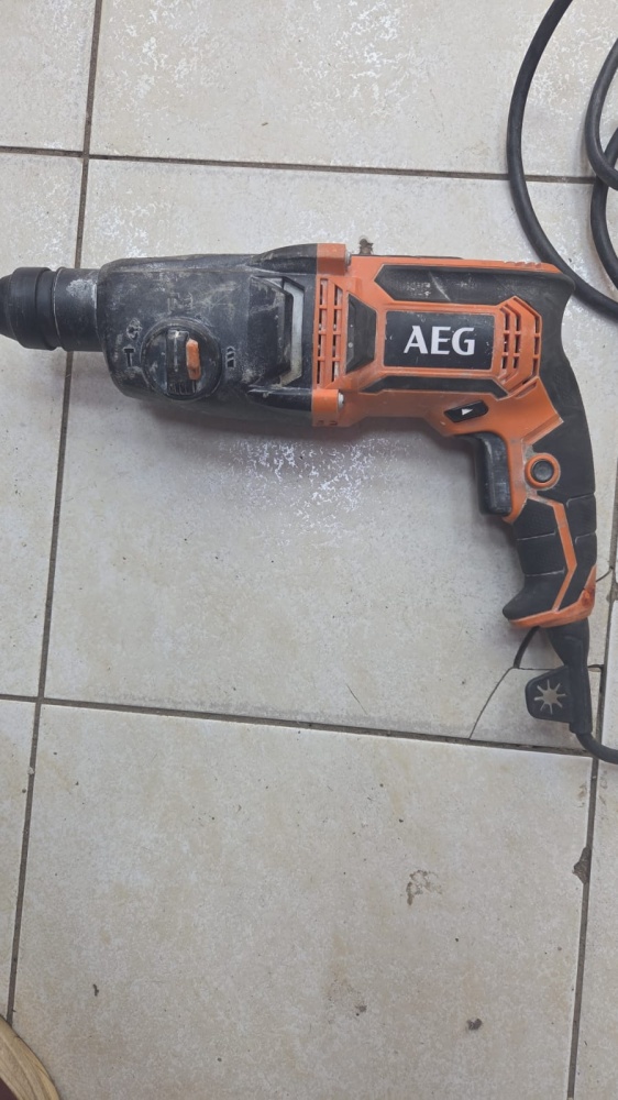 Перфоратор AEG KH24