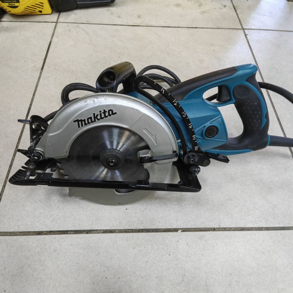 Циркулярная пила Makita 187mm