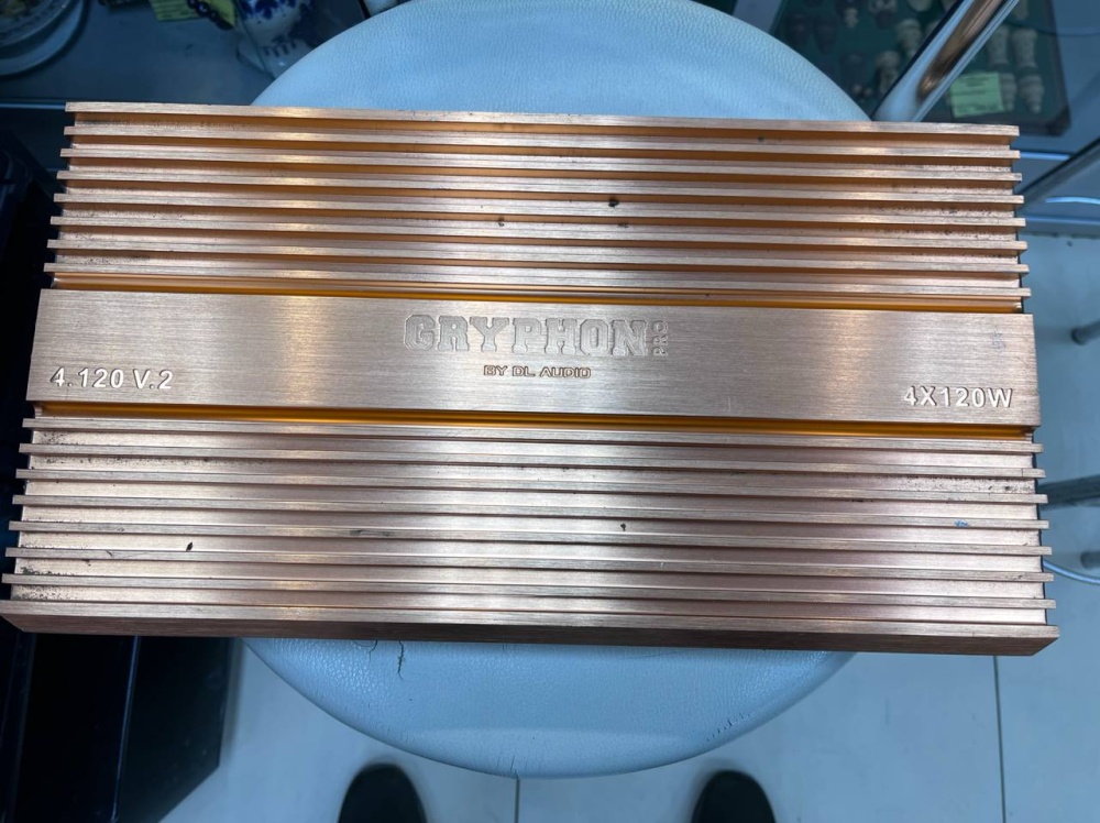 Усилитель Gryphone pro 4/120v/2