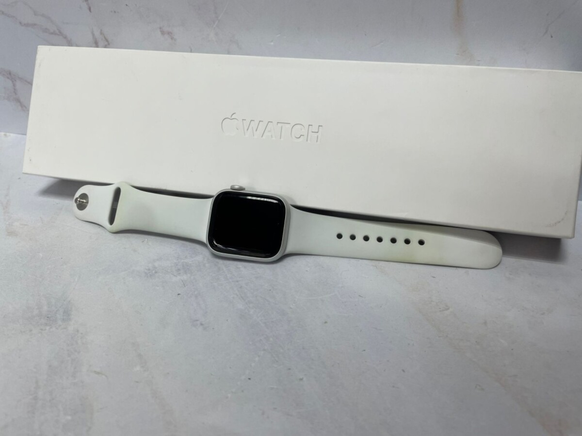 Часы Apple Watch 8 41mm